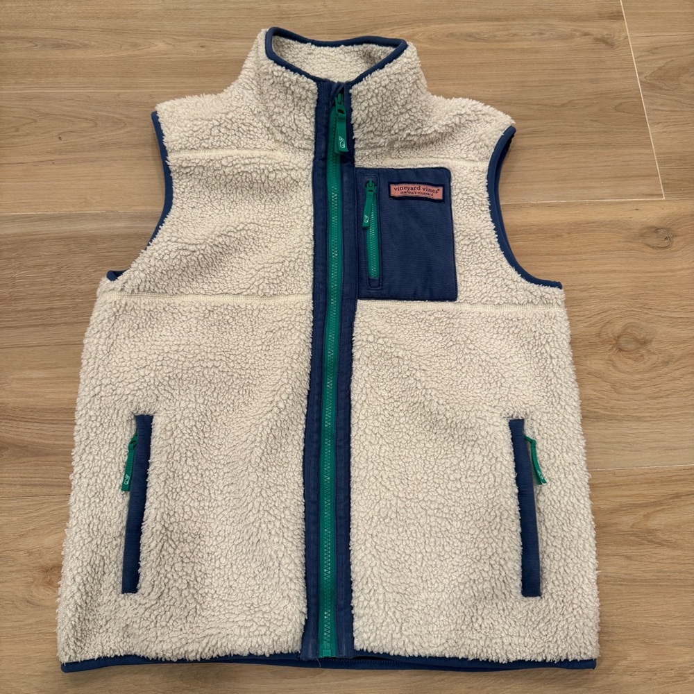 Vineyard vines Sherpa high like fleece vest Boys XL